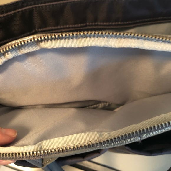 EUC Skiphop diaper bag - Picture 3 of 4